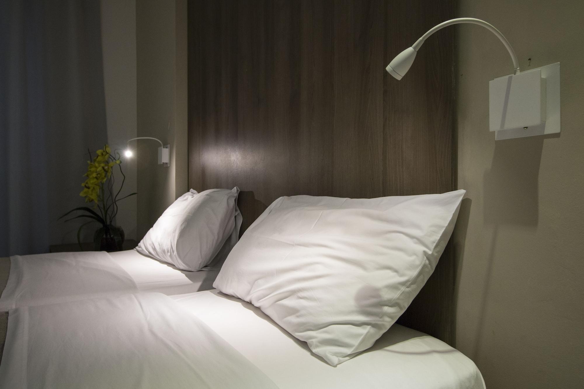 The Hotel ซัลวาดอร์ ภายนอก รูปภาพ